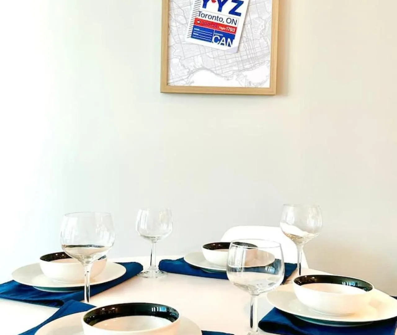 Stylish 1Br Condo With Balcony, Parking In Down Town トロント