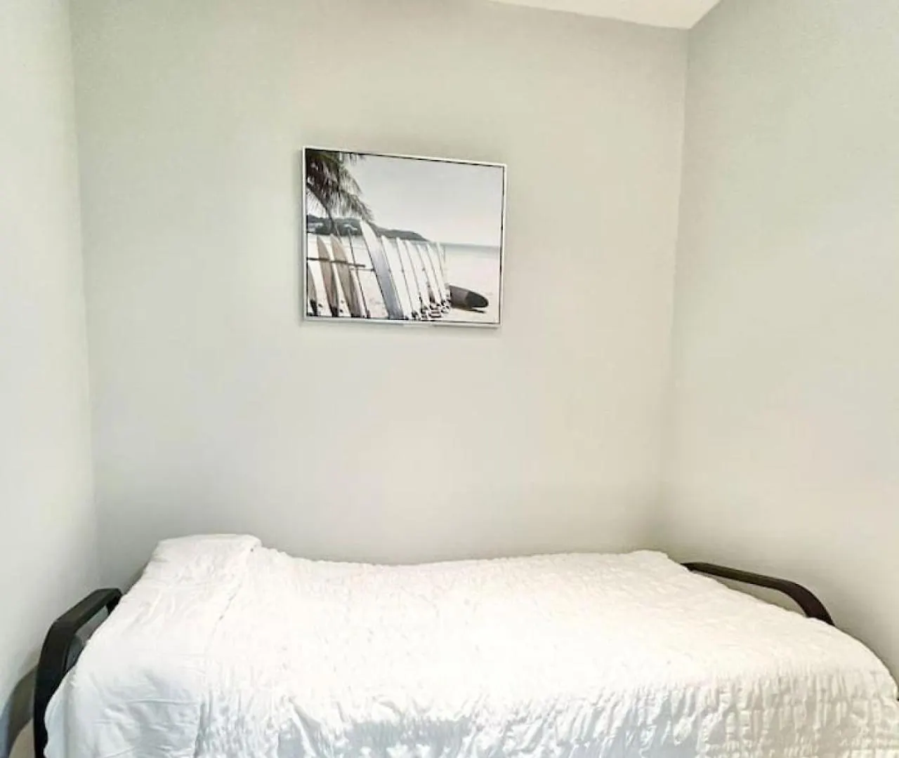 Holiday home Stylish 1Br Condo With Balcony, Parking In Down Town Toronto Canada