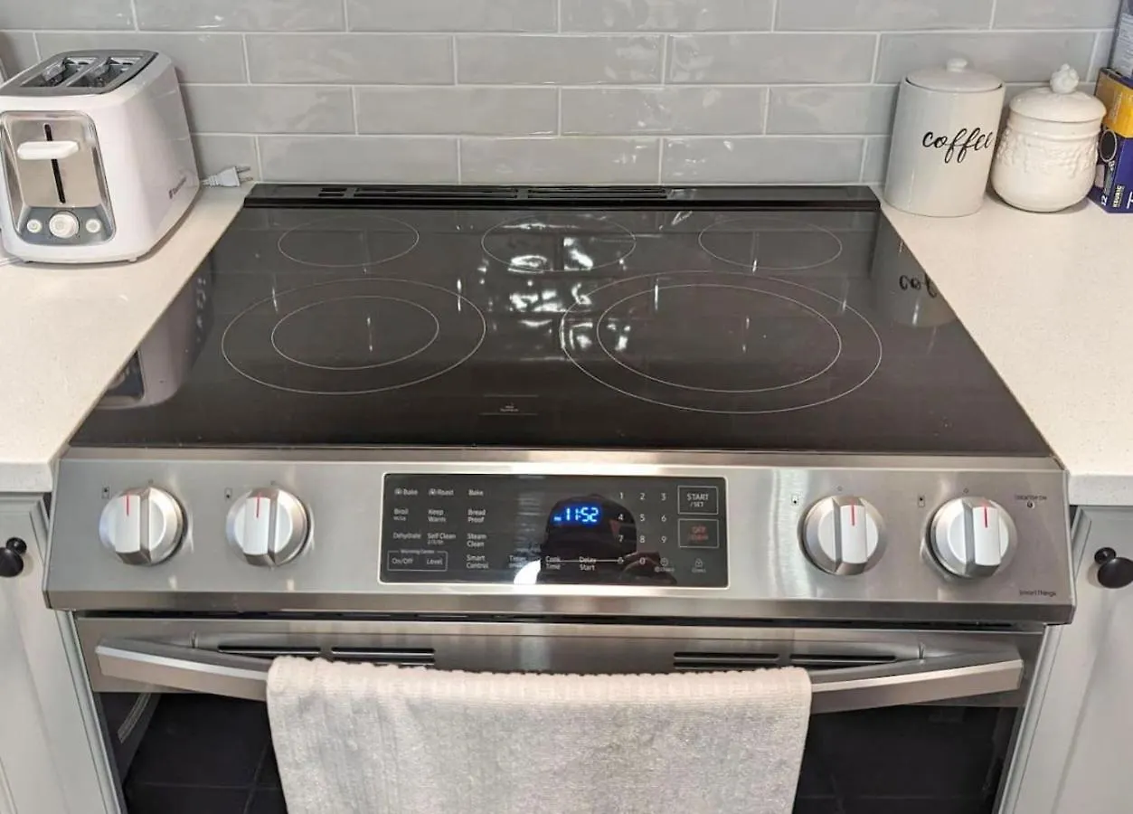 Stylish 1Br Condo With Balcony, Parking In Down Town トロント 0*,